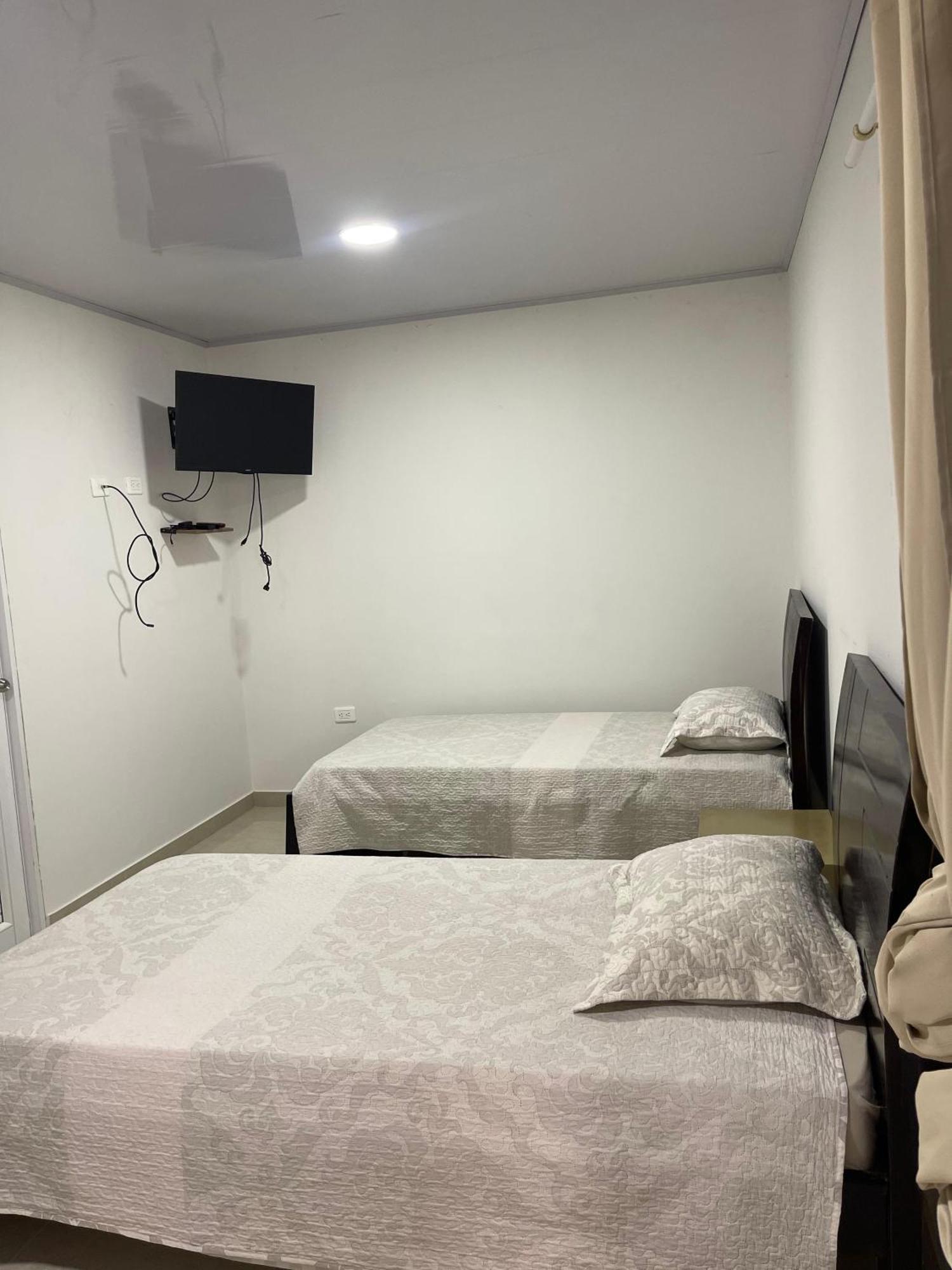 Rocky Point Posada Three Cay Suites מראה חיצוני תמונה